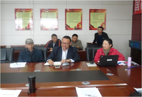 保山移动综合部副总杨涛在培训中宣贯省移动对车辆治理的有关要求事项。