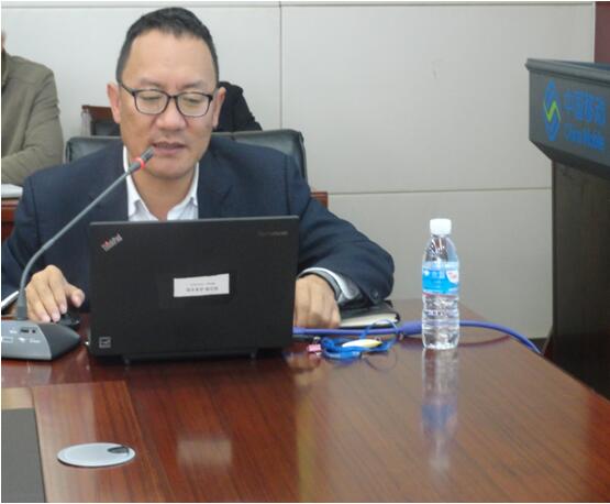 保山移动综合部副总杨涛在培训中宣贯省移动对车辆治理的有关要求事项。